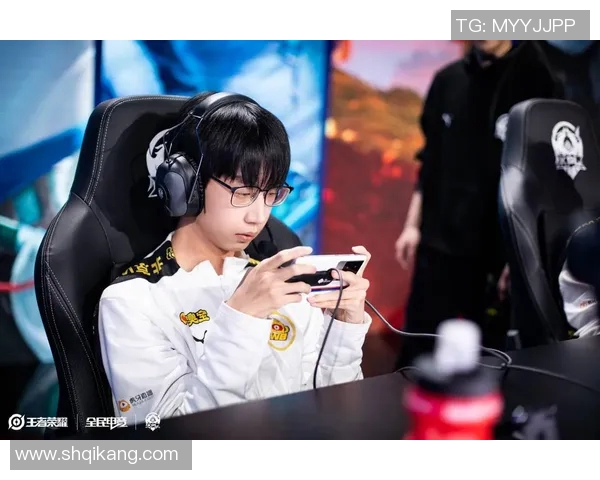 聚焦S15电竞总决赛王者荣耀V5战队的实力与策略深度分析 聚焦S15电竞总决赛王者荣耀V5战队的实力与策略深度分析